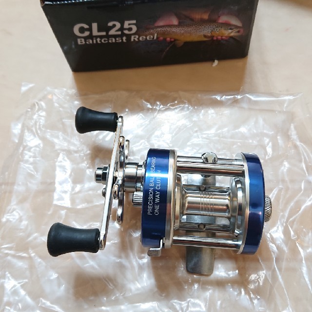 クラシック風 ベイトリール 左ハンドルの通販 by ラッキー デーモン