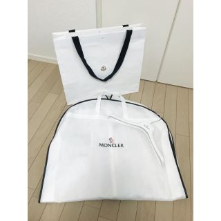 MONCLER（ショップ袋）のフリマアイテム一覧