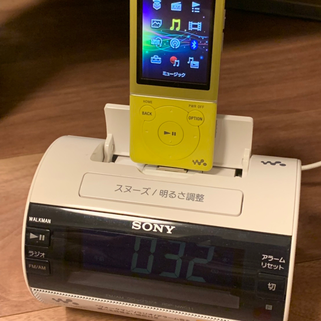 SONY - ソニーウォークマンと専用ドックスピーカーセットの通販 by