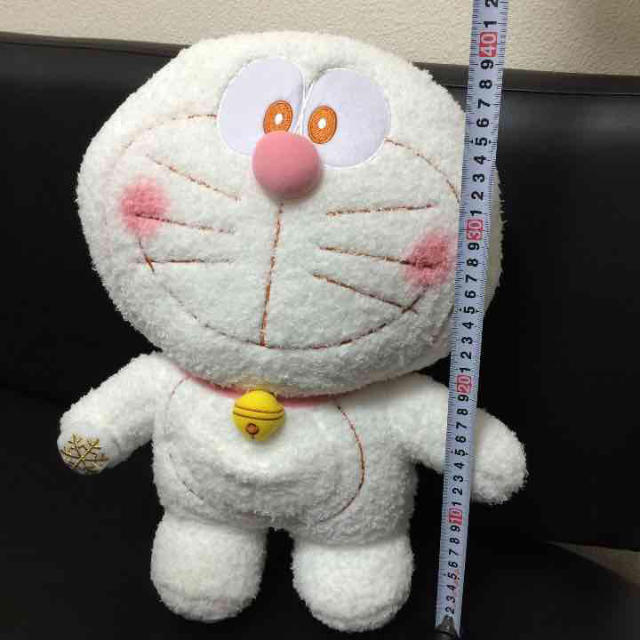新品 白いドラえもんBIGぬいぐるみの通販 by 611☆'s shop｜ラクマ