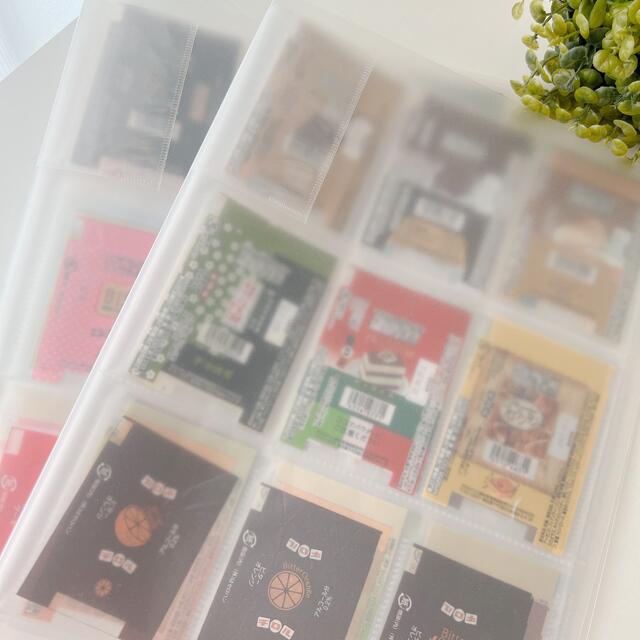 チロルチョコ 包み紙 180枚 コレクション A4ファイル 2冊の通販 by お