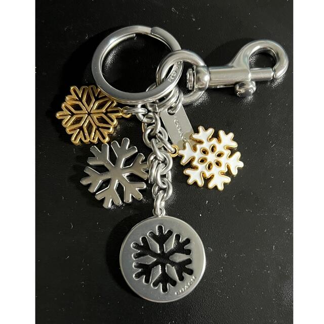 COACH - COACH コーチ キーホルダー チャーム 雪の結晶の通販 by