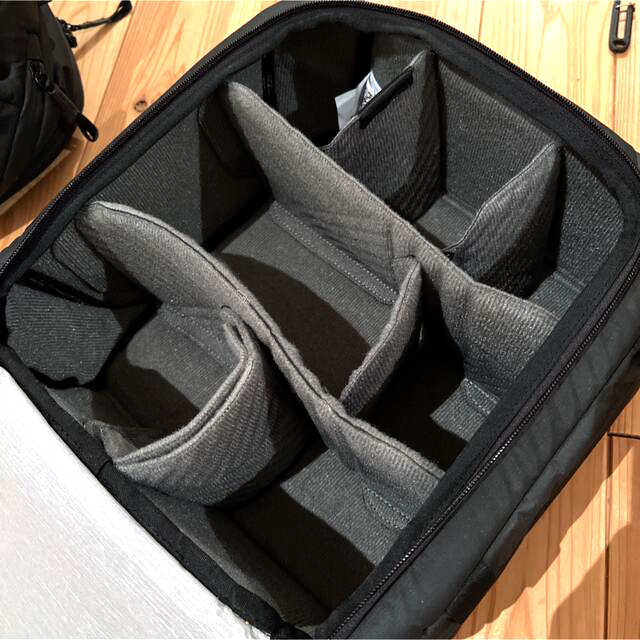 Peak Design トラベル バックパック45L＋カメラキューブM セットの通販