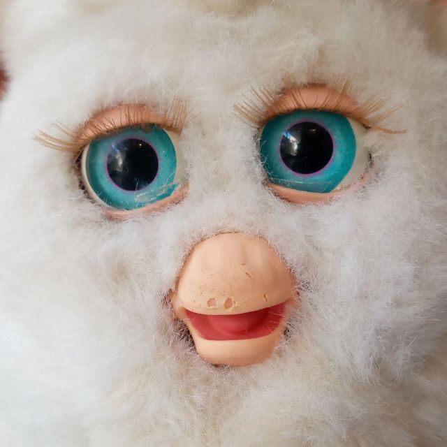 再入荷】ファービー2 英語版 スノーボール ホワイト 白 青目 不動品