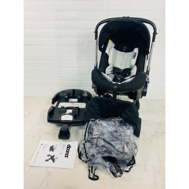 doona ドゥーナ ベビーカー& ISOFIXベース ブラックの通販 by さささ