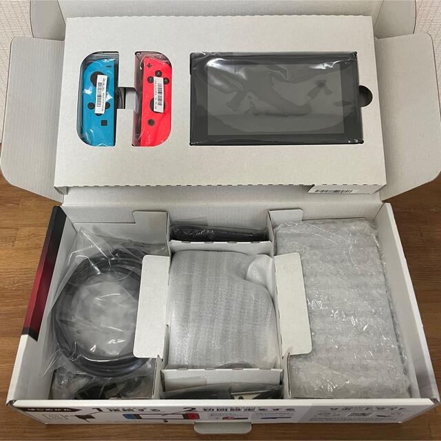 Nintendo Switch 本体 セット 2017版 ケース&箱付きの通販 by taiko's