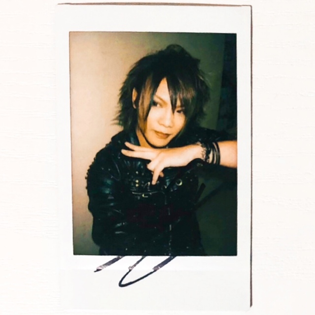 V系☆R指定【楓】サイン☆チェキ【3】の通販 by ♡'s shop｜ラクマ