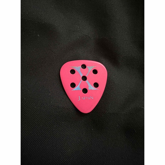 レア x japan hide 穴あきピック ピンクの通販 by ｜ラクマ