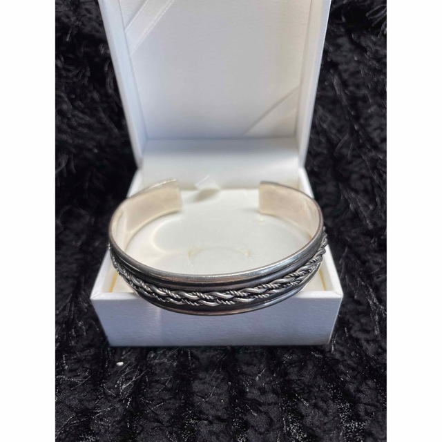 ヴェルヴェットラウンジ バングル Velvet ヴェルヴェットラウンジ