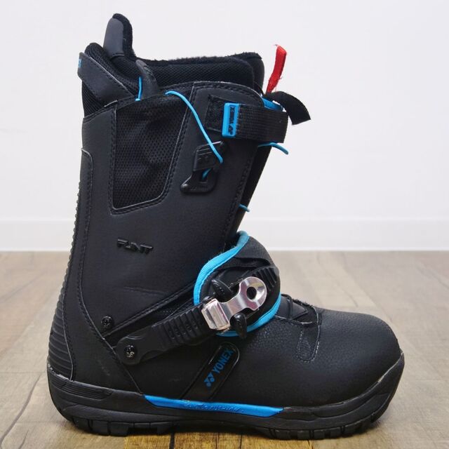 YONEX - 美品 ヨネックス YONEX FLINT AB アキュブレード ステップイン