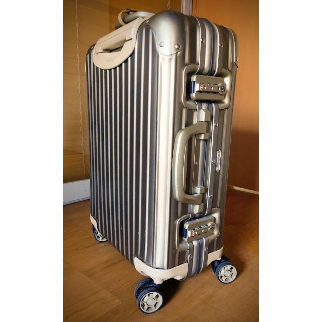 RIMOWA - RIMOWA TOPAS 32L 4輪 機内持込み Satoshi様専用の通販 by