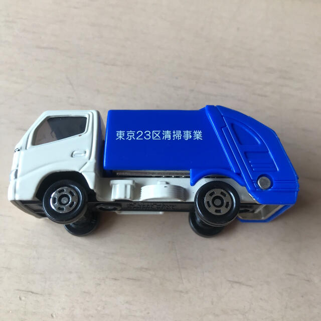 トミカ 東京23区清掃事業ゴミ収集車 レア 非売品の通販 by カルガモ's