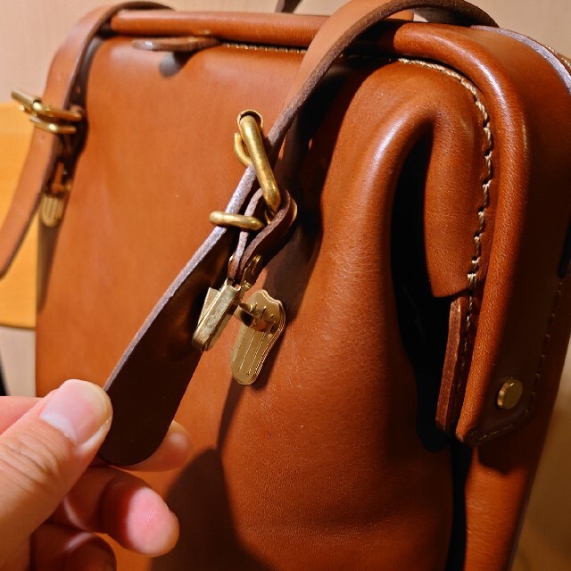 HERZ - 【値下げ】HERZ ラックスリュック Wタイプ キャメルの通販 by