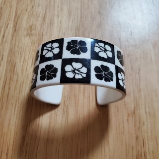 ALBA ROSA（ブレスレット/バングル）のフリマアイテム一覧