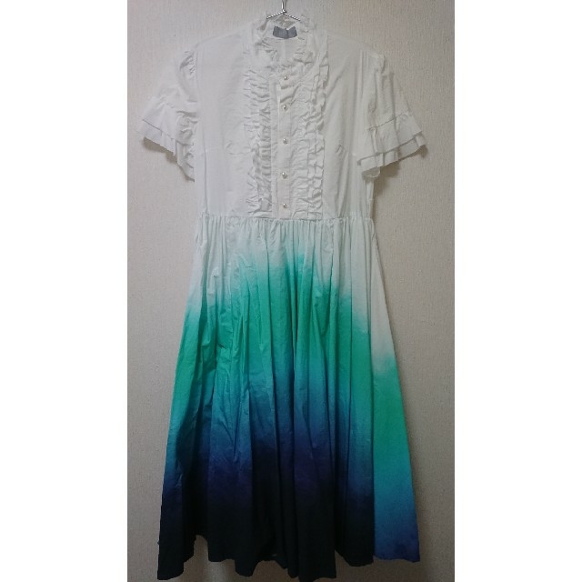 hazama ハザマ 見えないものを見ようとして見上げた夜空のシャツドレス