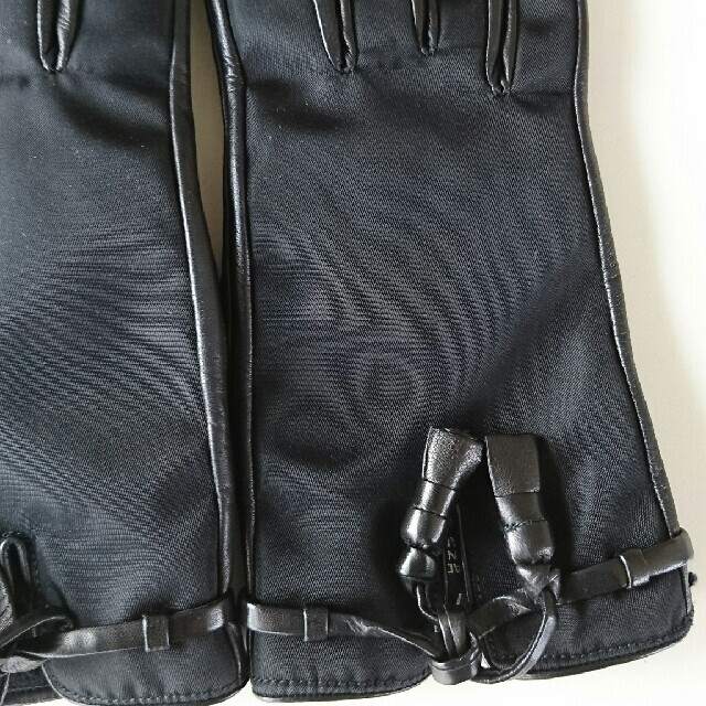 PRADA - PRADA プラダ 手袋の通販 by 白靴下のにゃんの店｜プラダなら