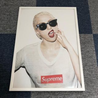 Supreme（ポスター）のフリマアイテム一覧