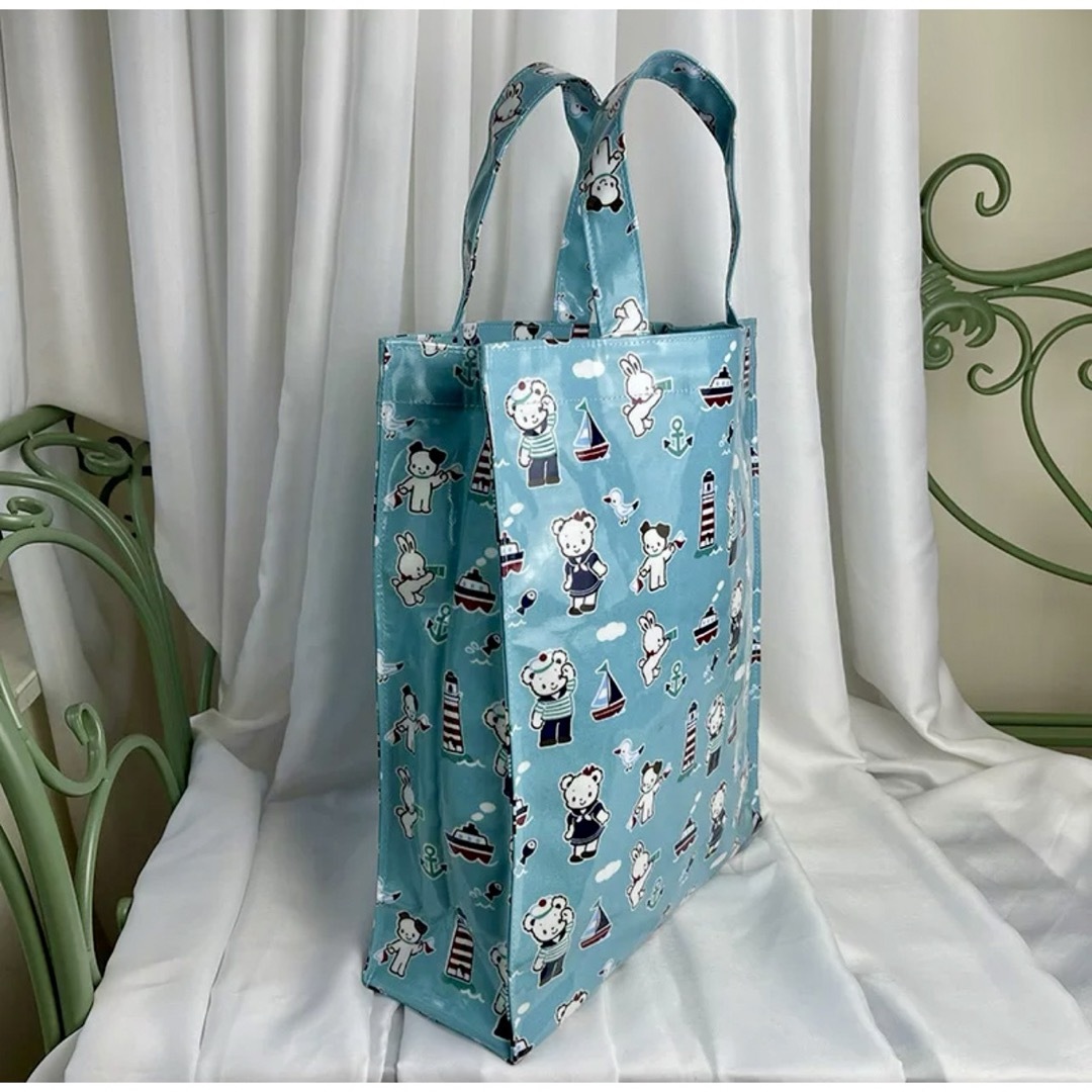 familiar - 新品 ファミリア ビニール製 マリン柄のトートバッグの通販