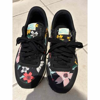 NIKE（スニーカー）のフリマアイテム一覧