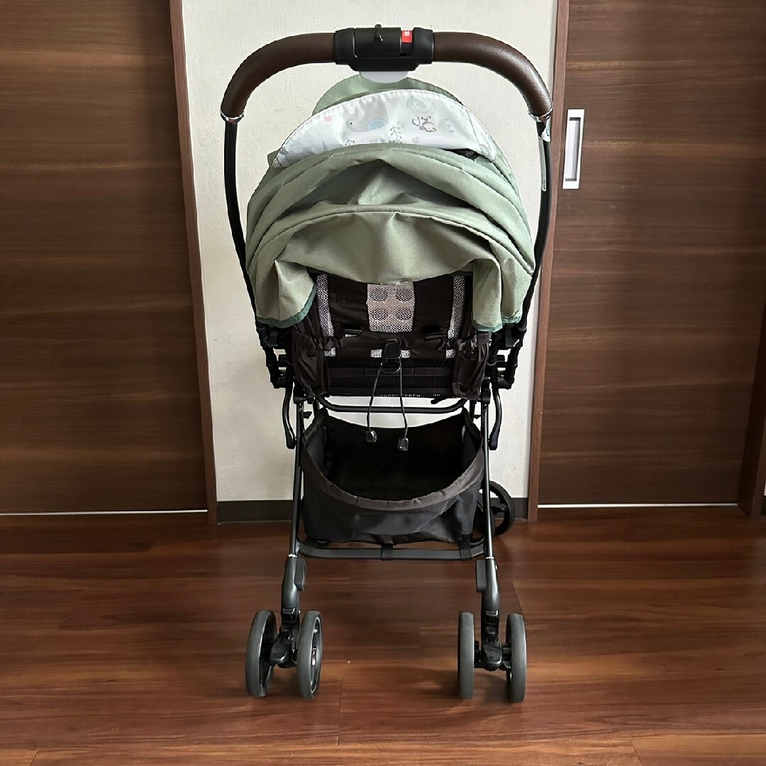 Aprica - 超美品 限定モデル アップリカ ラクーナクッション AE