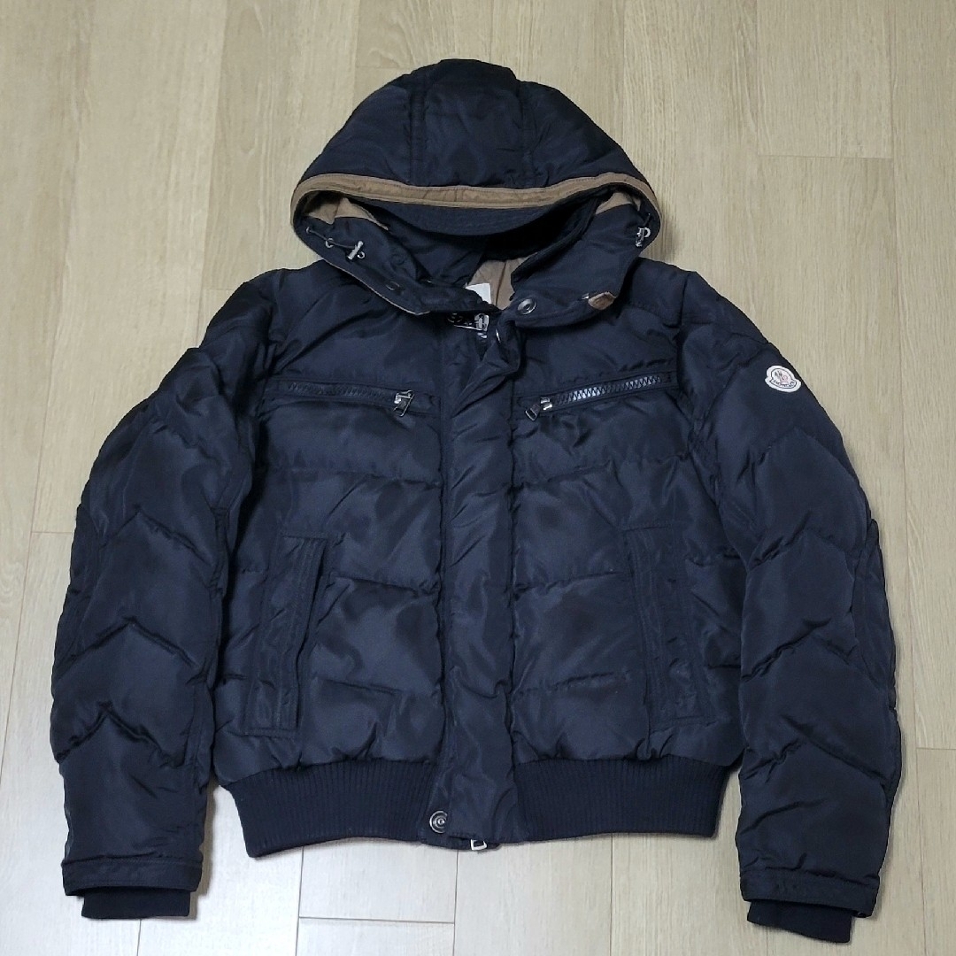 MONCLER - MONCLER フード付きダウンジャケット 黒 サイズ 3の通販 by