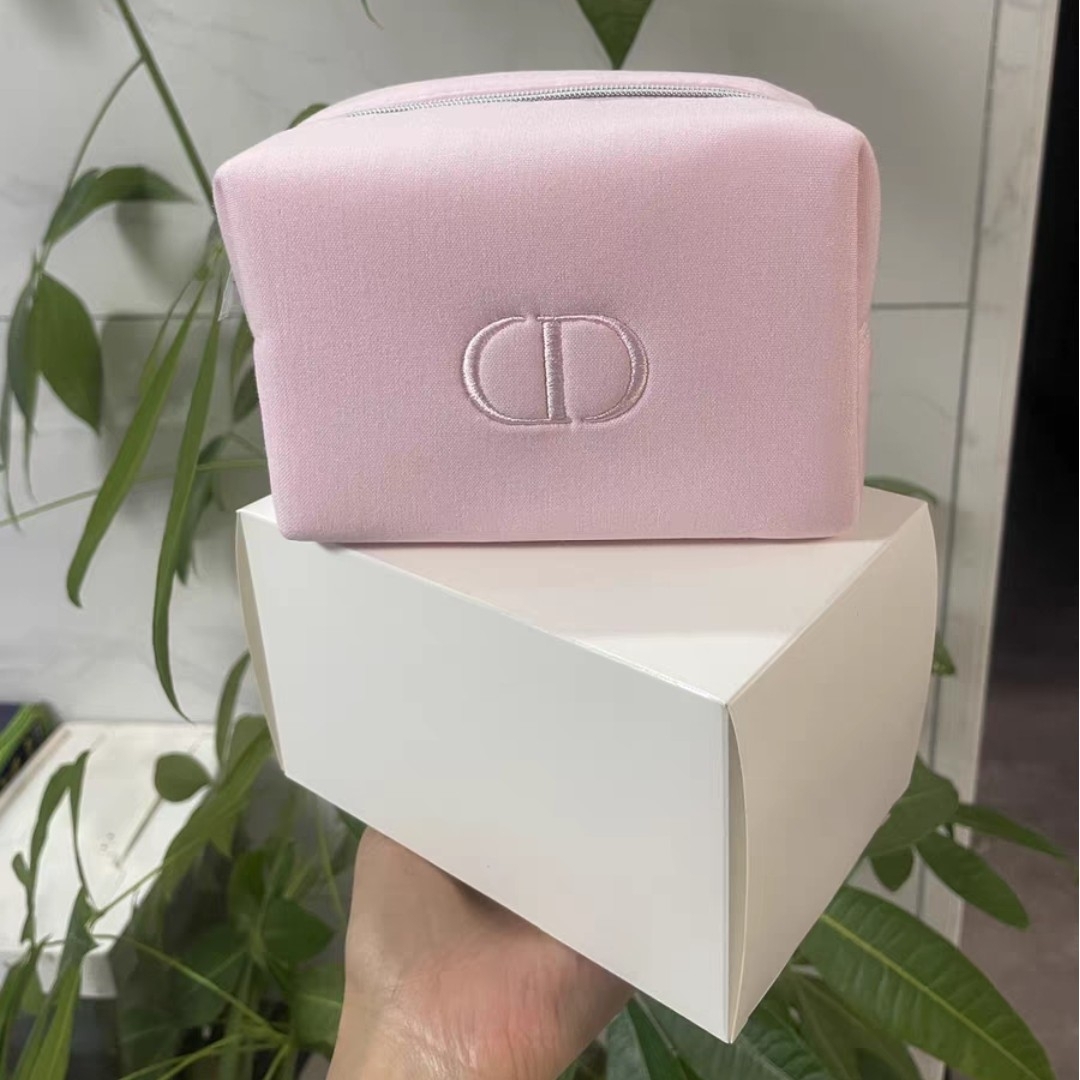 Christian Dior - 新品未使用 ディオール ノベルティ ポーチ ピンクの