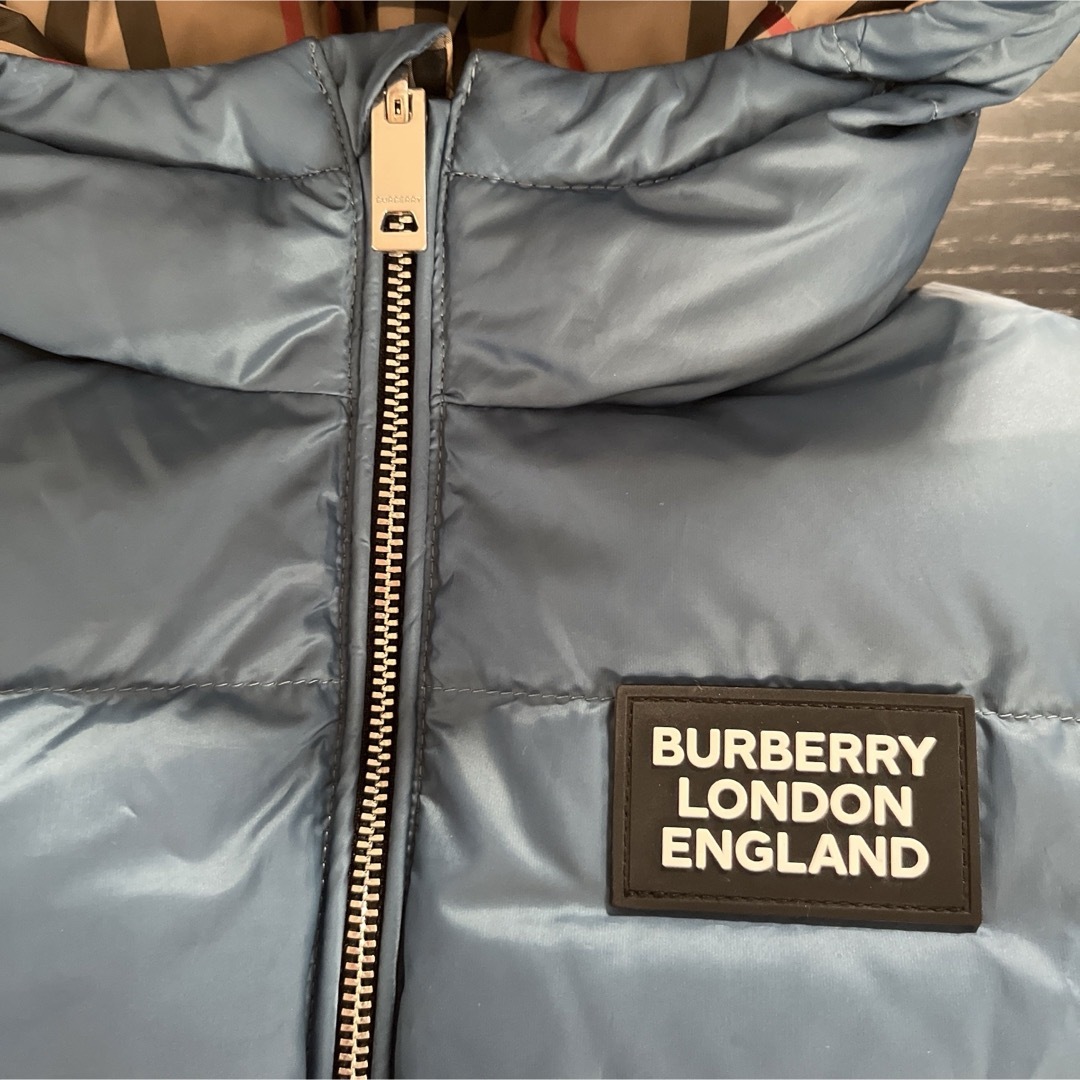 BURBERRY - バーバリーチルドレン ダウンコート リバーシブルの通販 by