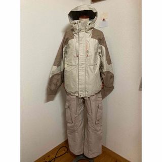 HELLY HANSEN（スノーボード）のフリマアイテム一覧