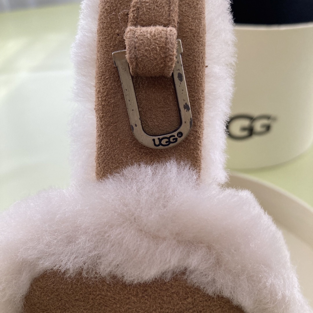 UGG - 【箱付き】UGG イヤーマフの通販 by M's shop｜アグならラクマ