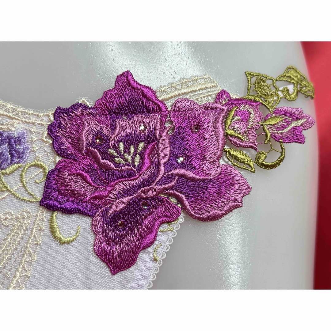 Wacoal - サルート 84グループ オーラ D75&ソングM PU プレステージの