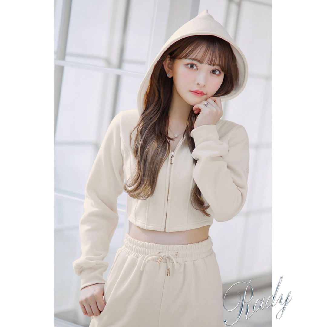 Rady - 新品タグ Rady コルセットセトア バニラホワイト M パーカー