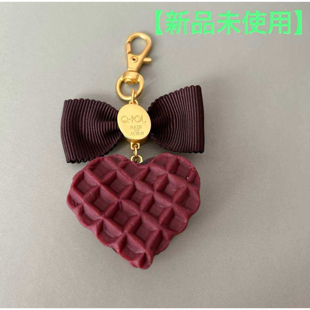 Q-pot. - 【新品】Q-pot ストロベリーワッフル バッグチャームの通販