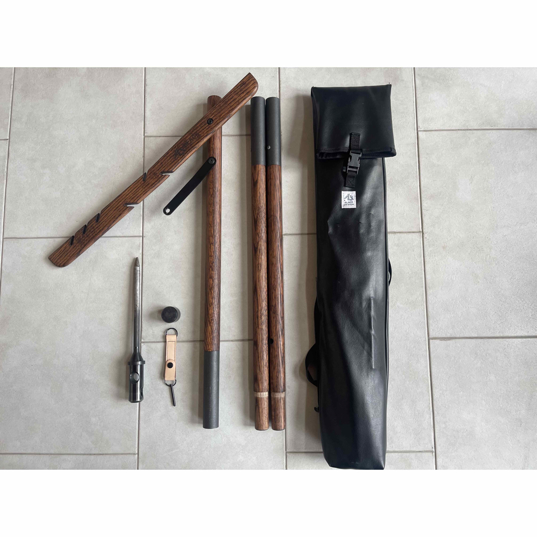 Black designブラックデザイン シダレザクラの通販 by tihcshop｜ラクマ