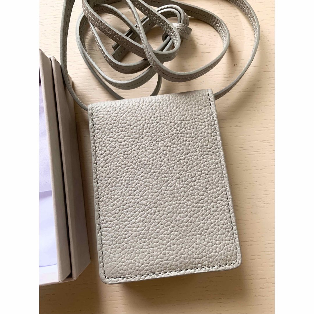 新品未使用☆JIMMY CHOO☆グレーショルダーバッグ付きトランプ/完品の