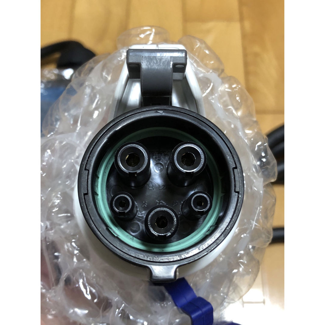 美品 三菱アウトランダーPHEV純正充電ケーブル200V 5m 227 美品三菱