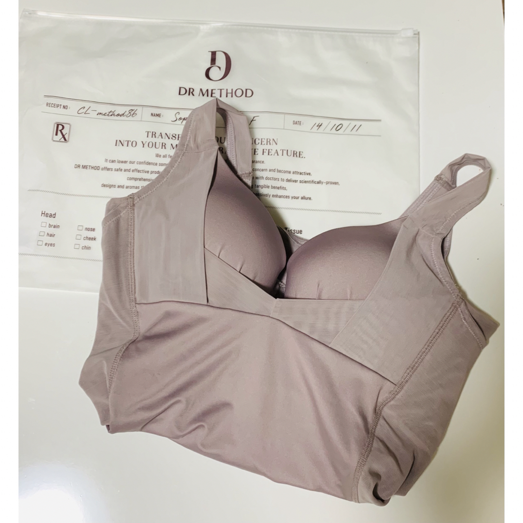 新品】スリンディ Slindy グレージュ Mの通販 by om*sale's shop｜ラクマ