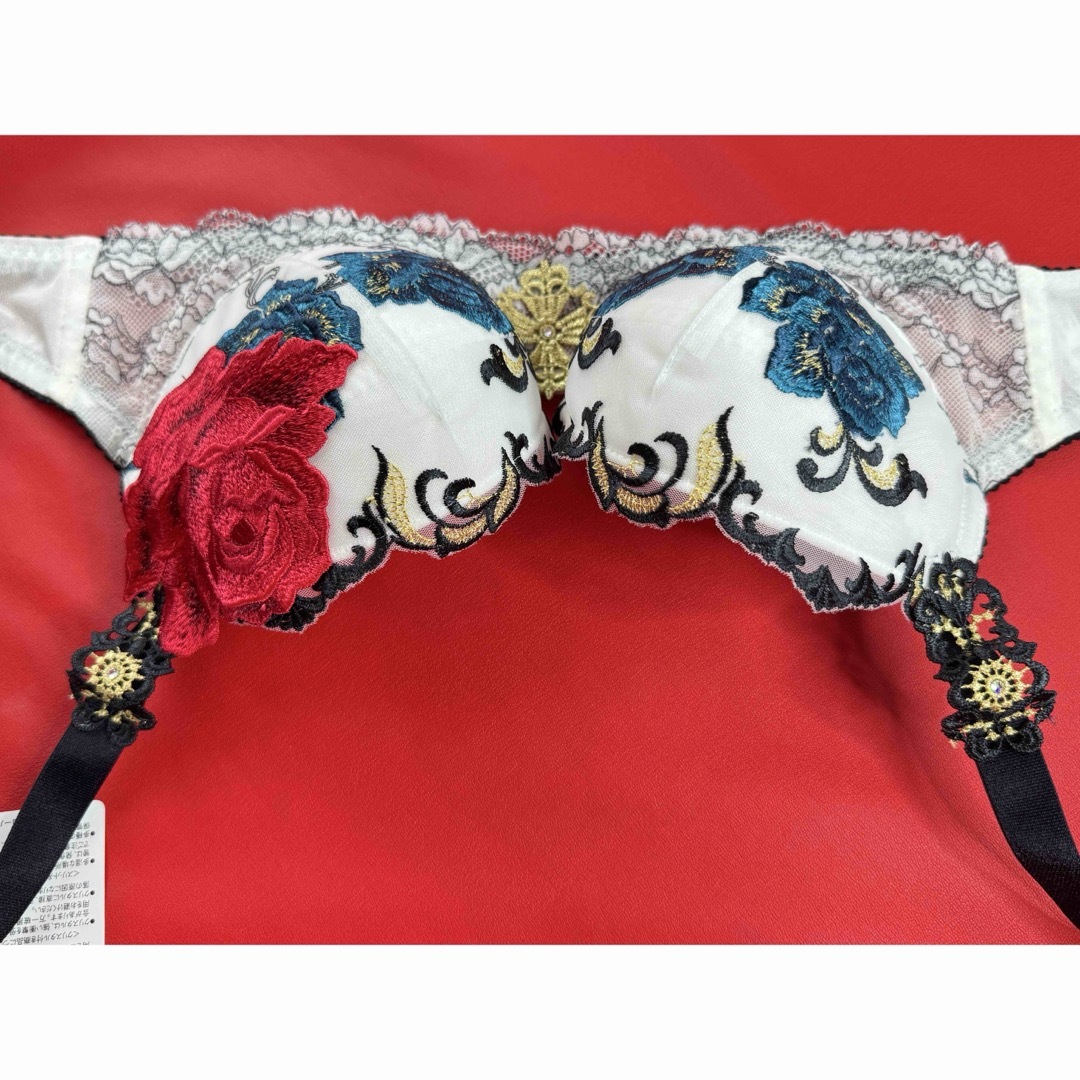 Wacoal - サルート 73グループ ベルサイユのばら F65&ソングM IVの通販