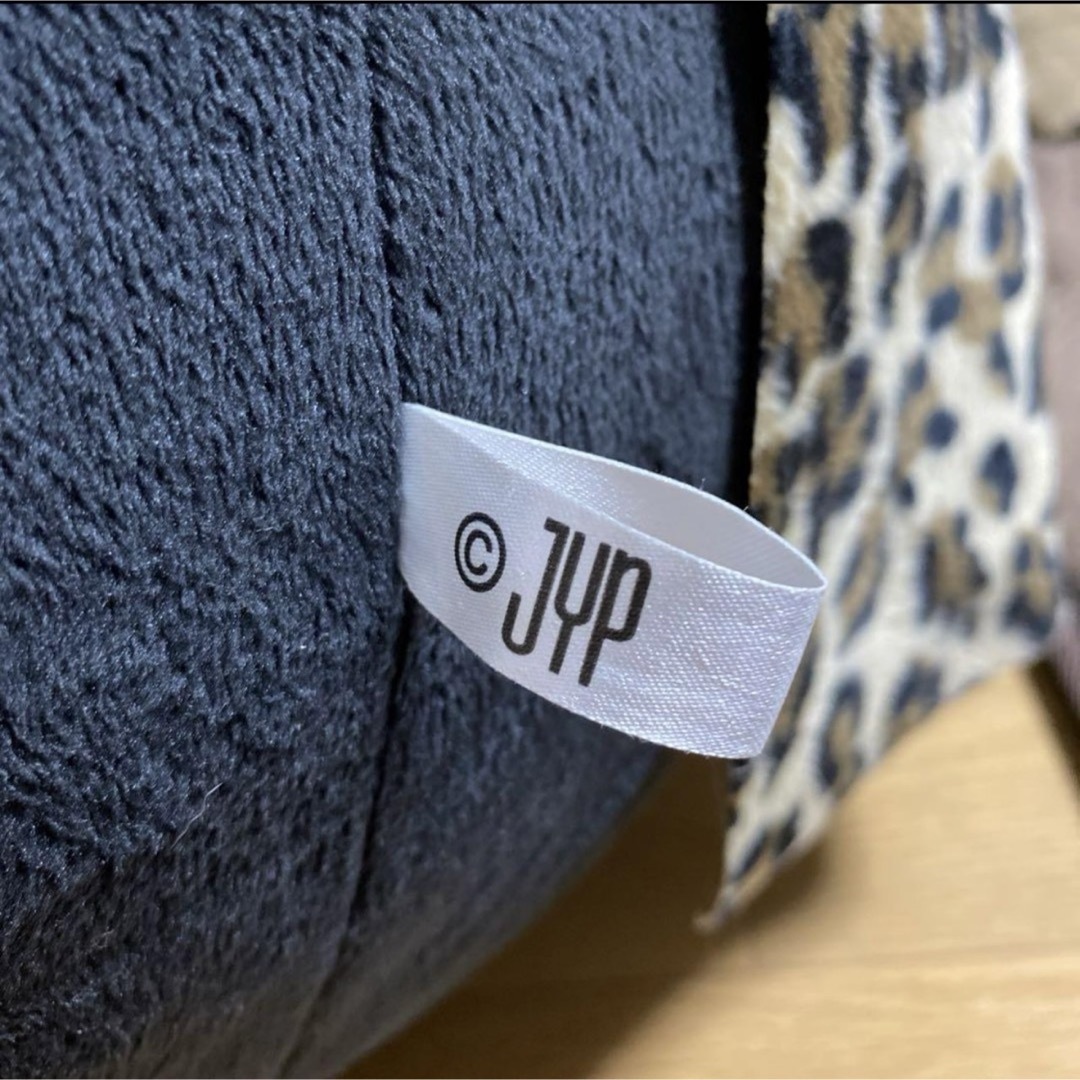 2PM ジュノ 皇帝ペンペン 大型ぬいぐるみの通販 by ♡'s shop｜ラクマ