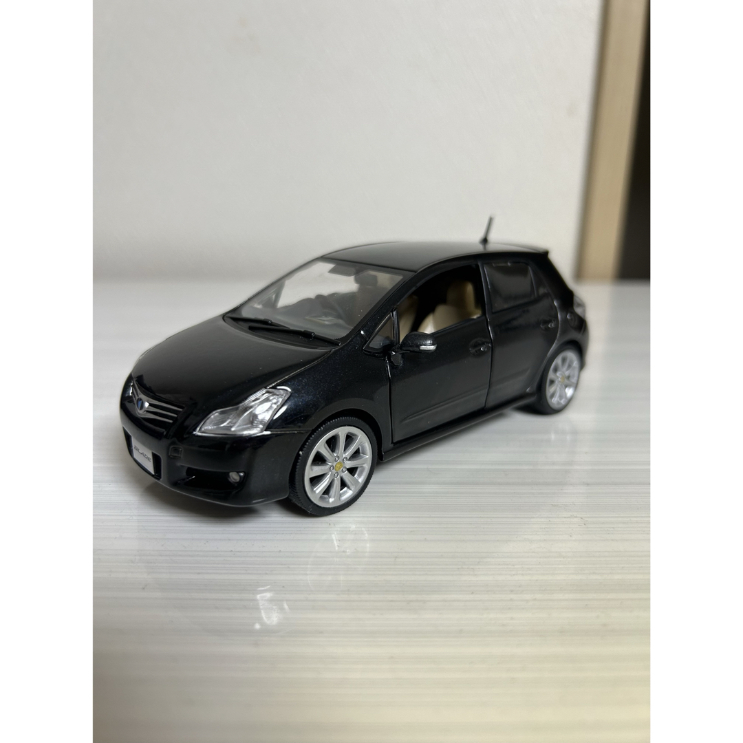 改造】1/30 トヨタ ブレイド カラーサンプル 非売品 ミニカーの通販 by
