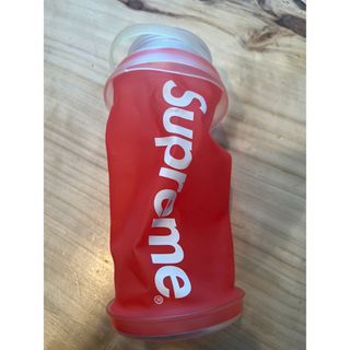 Supremeのフリマアイテム一覧