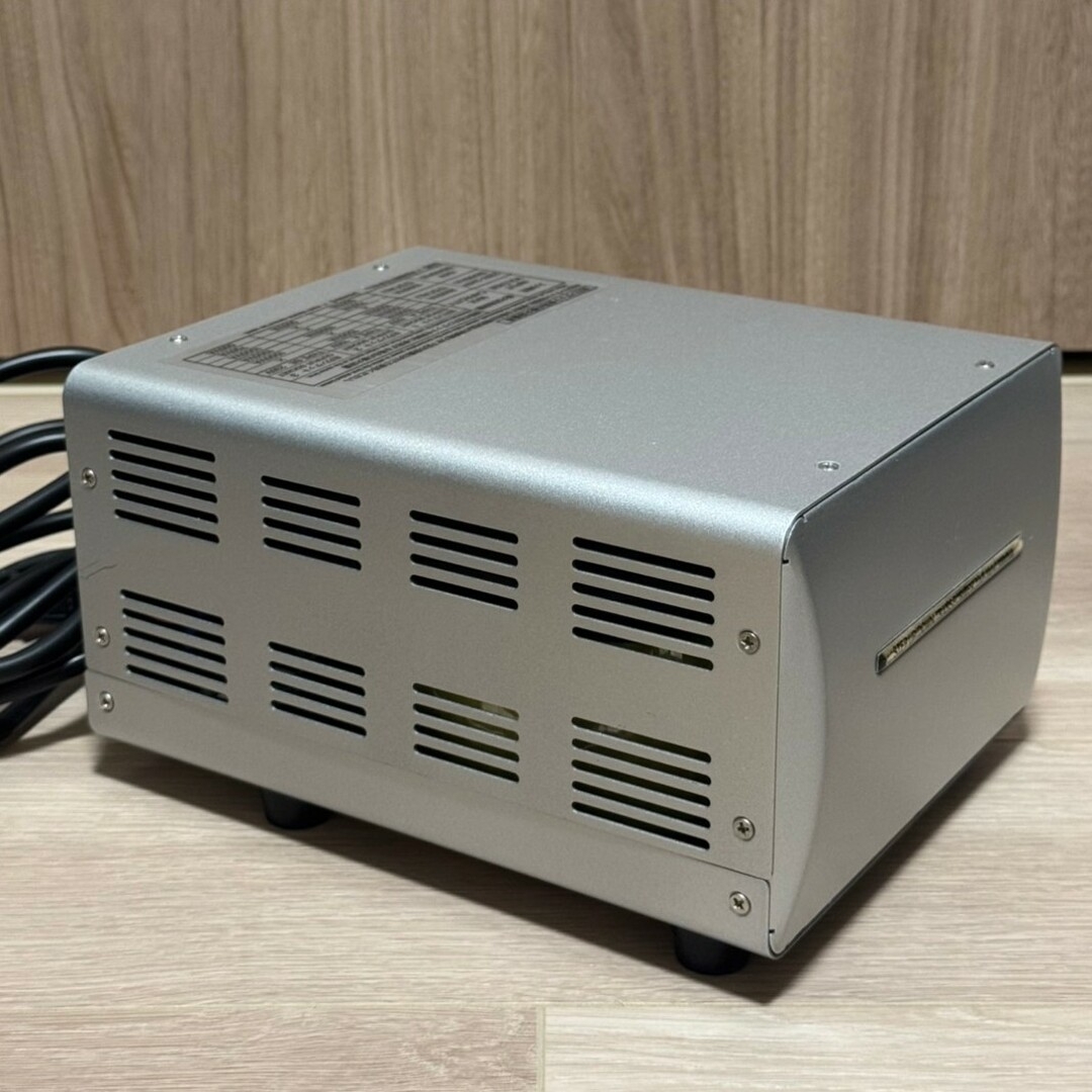 Kashimura - 海外国内用 大型変圧器 220-240V／3000VA NTI-119(1台)の