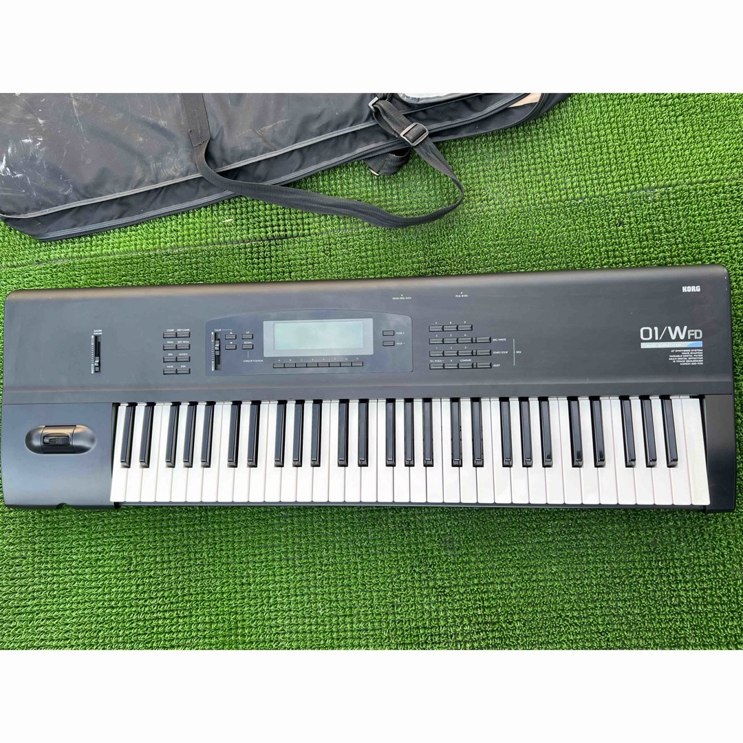 コルグ シンセサイザー KORG 01/W FD
