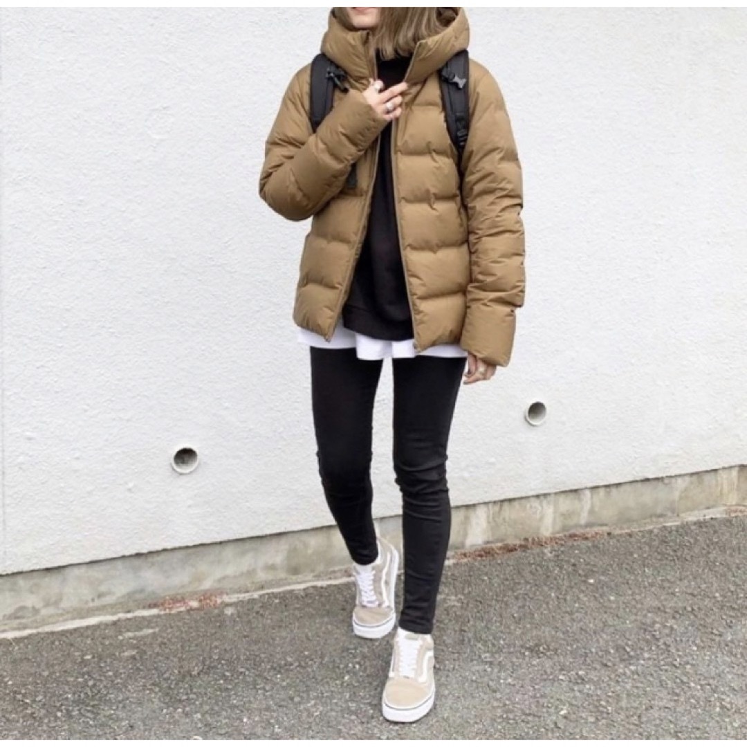 UNIQLO - 【完売品】ユニクロ シームレスダウンパーカ ブラウンの通販