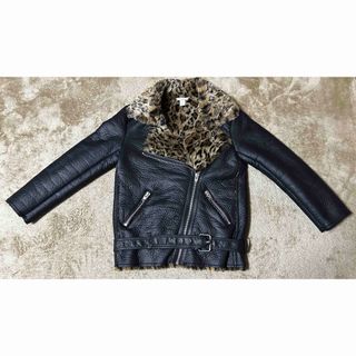 ライダースジャケット (レオパード)のフリマアイテム一覧