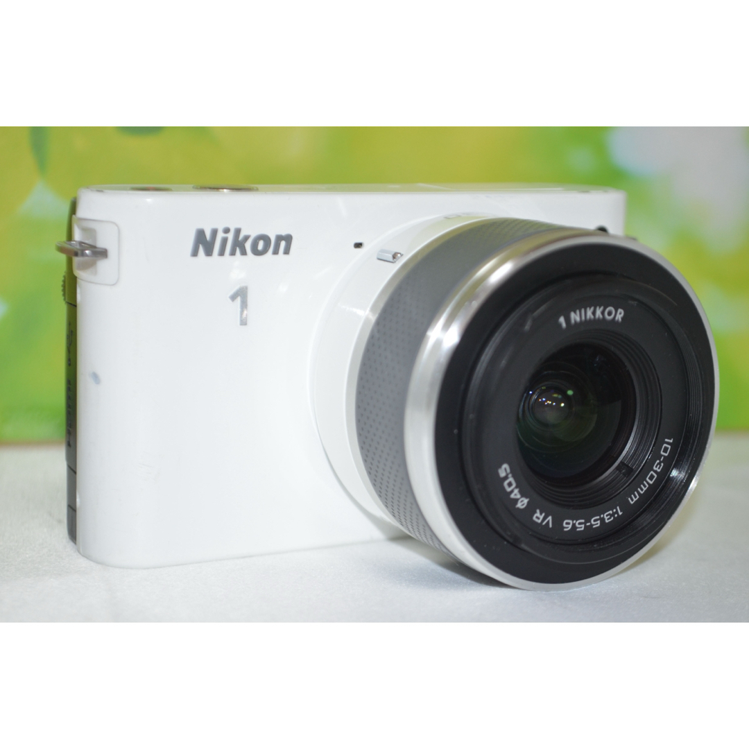 Nikon - ⭐️コンパクトミラーレスカメラ⭐️大人気ホワイト