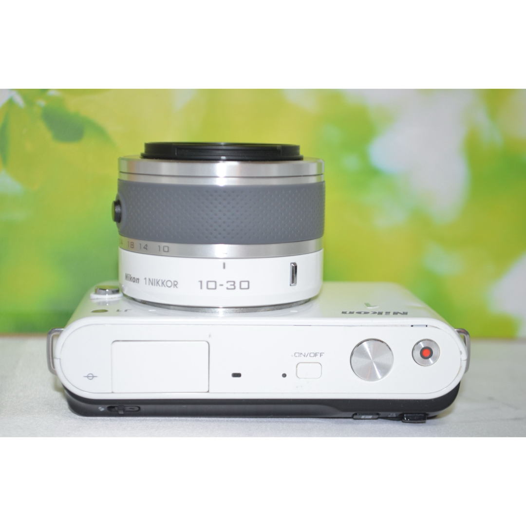 Nikon - ⭐️コンパクトミラーレスカメラ⭐️大人気ホワイト