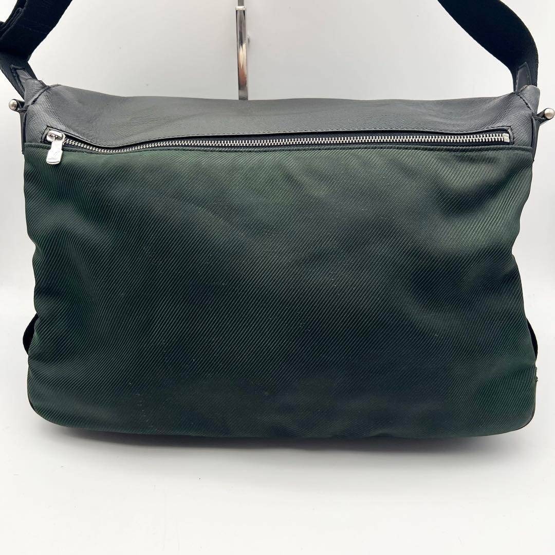 LOUIS VUITTON - ルイヴィトン メッセンジャーバッグ デルスー タイガ