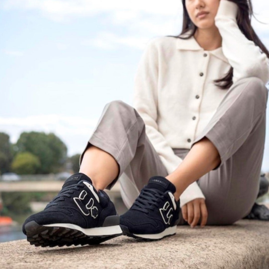 New Balance - 抽選販売 ＼限定900足／にゅ～ず『BLACK』LIMITED