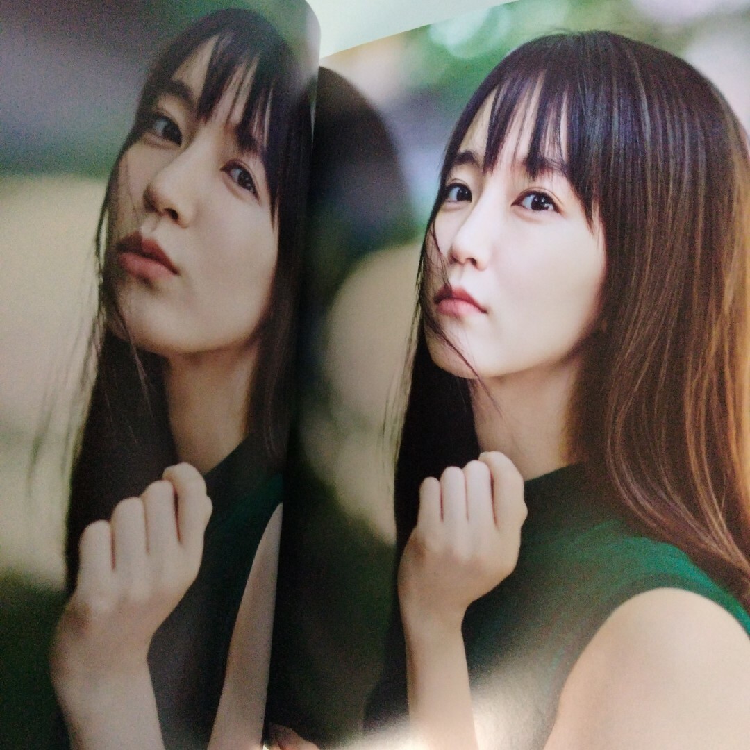 セール中…吉岡里帆直筆サイン入り写真集…里帆採取…帯付き……の通販 by