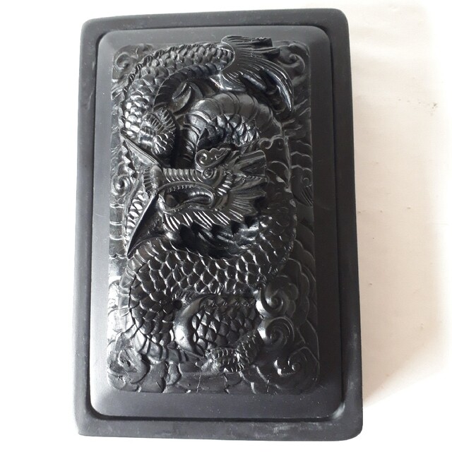長方硯 蓋硯 書道具 祥龍戯珠紋彫 龍彫り すずり 蓋付き硯の通販 by